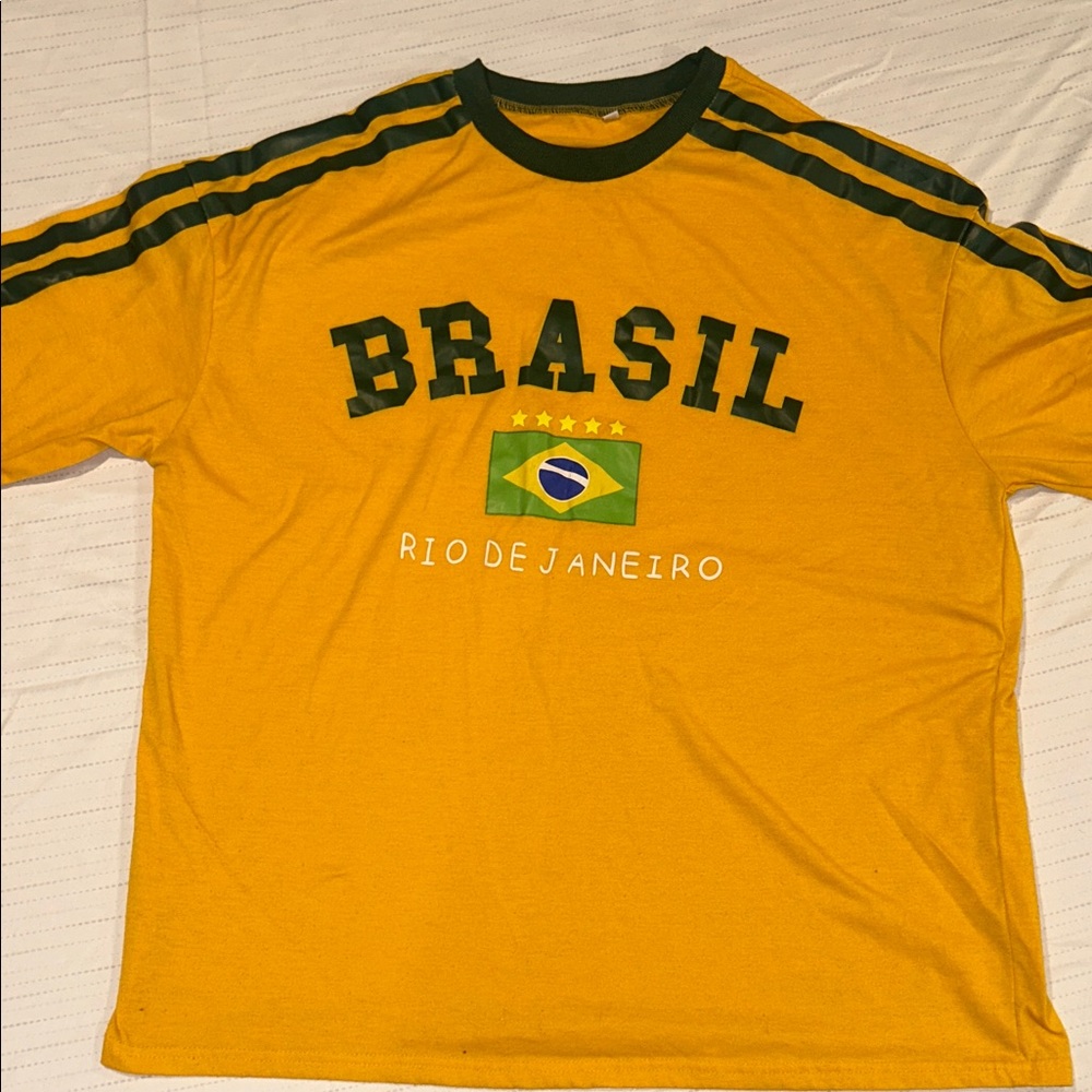 Brasil Graphic Tee - Yellow and Green